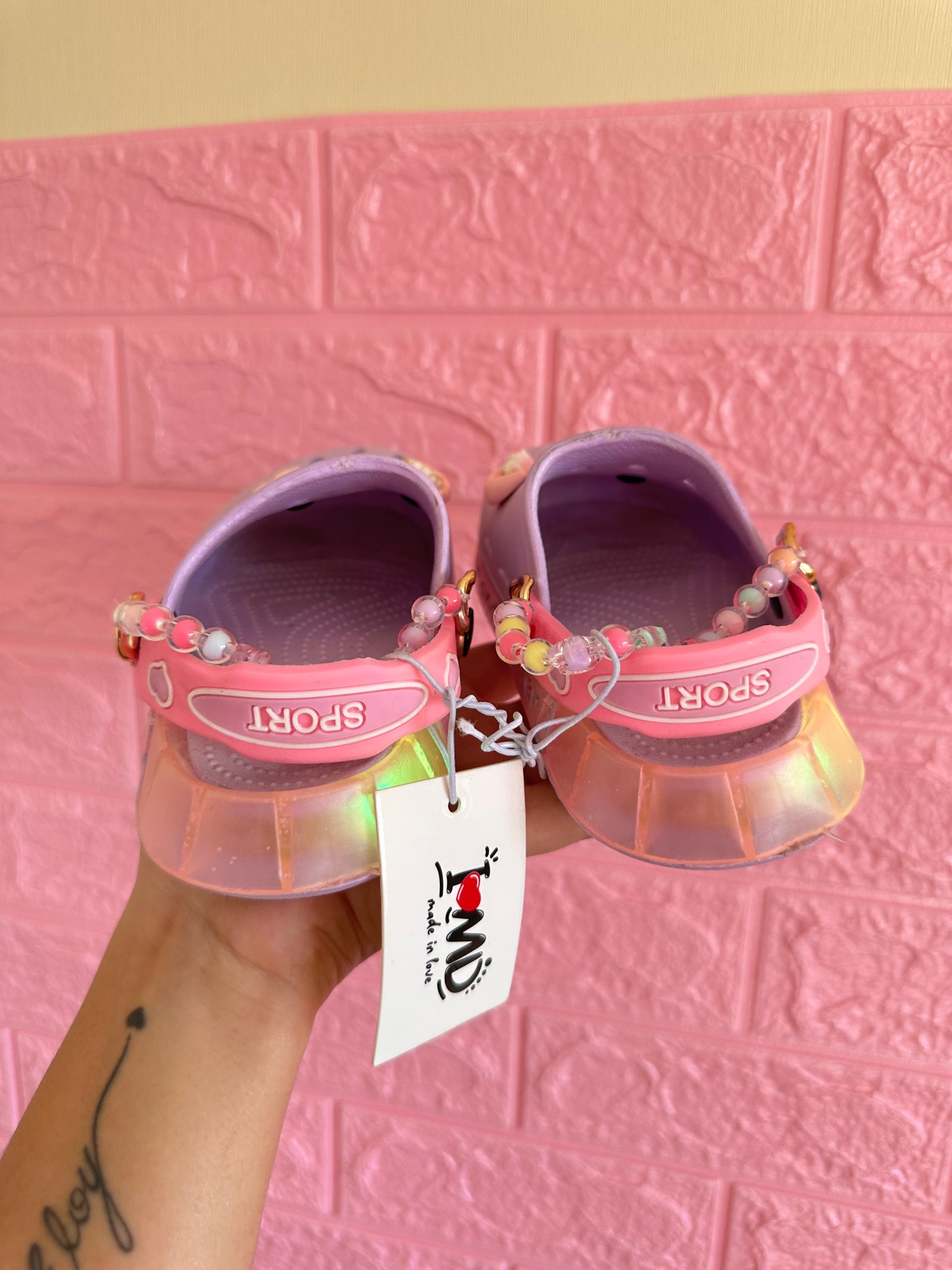 SANDALIAS NIÑA LILA CON LUCES