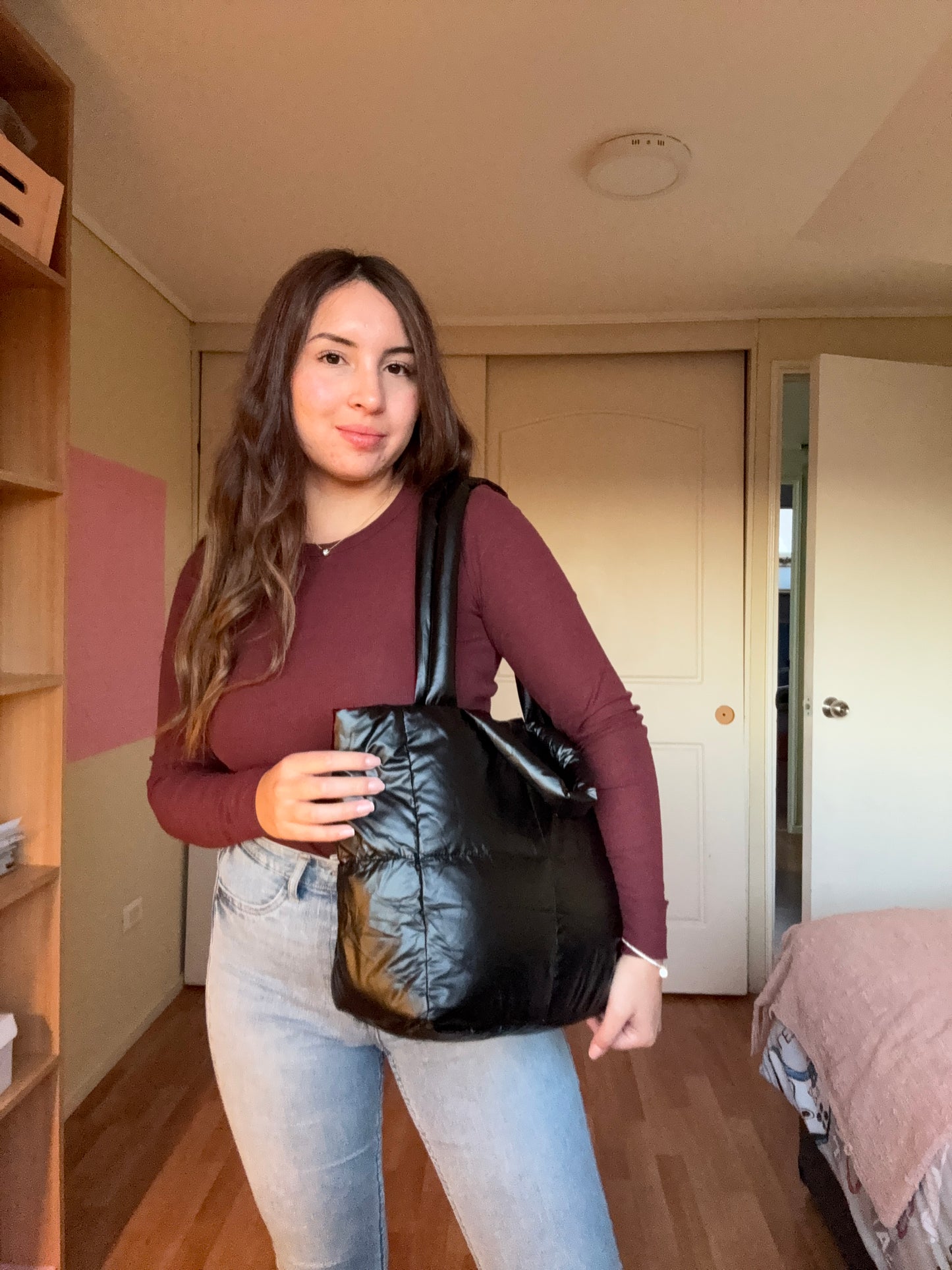 BOLSO IMPERMEABLE 🌧️ TAMAÑO MEDIANO 👜 BLACK
