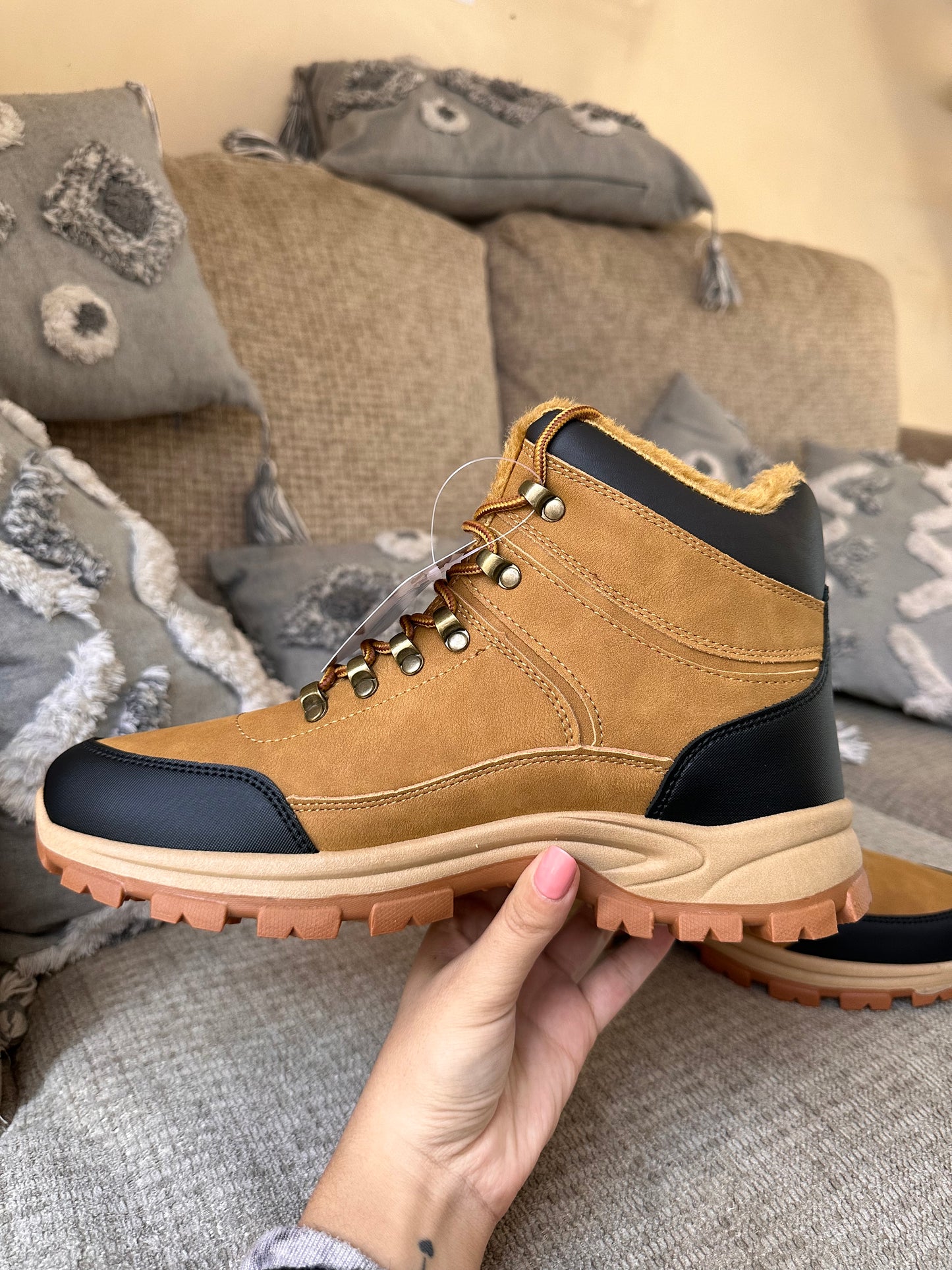 BOTINES CON CHIPORRO HOMBRE🧔🏻♂️ CAFÉ