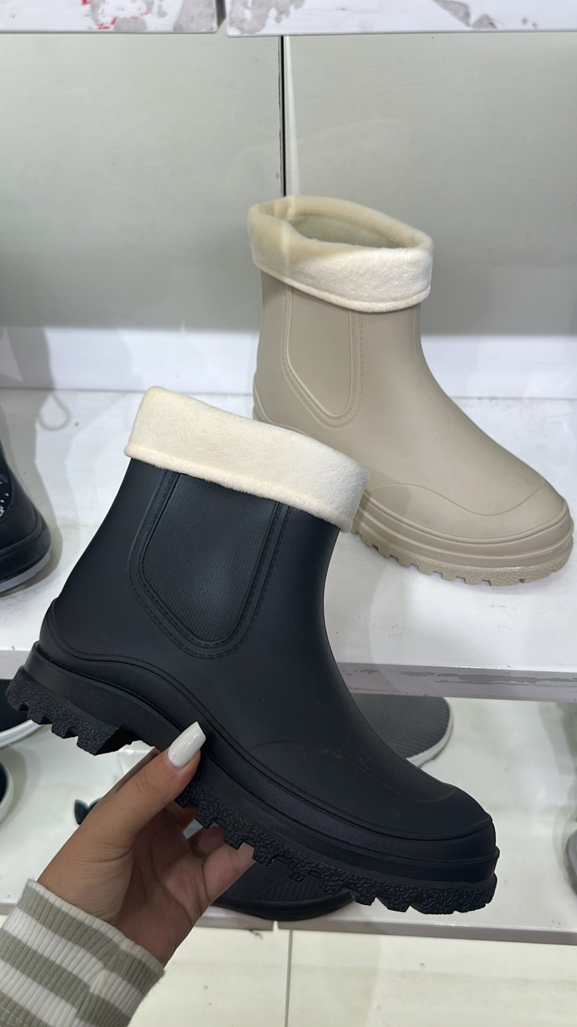 BOTAS DE AGUA💦 CON CHIPORRO DESMONTABLE (Black)