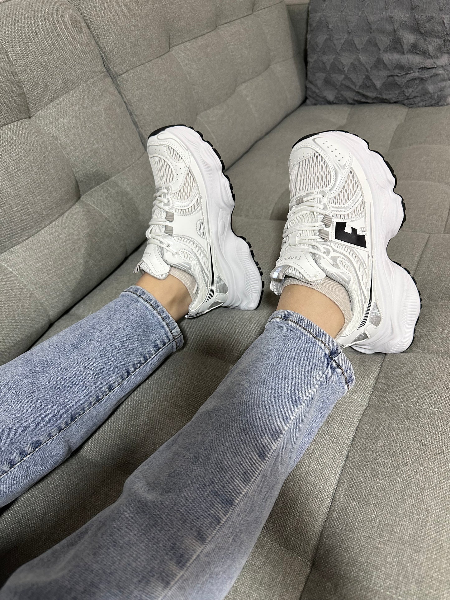 ZAPATILLAS LIZ WHITE✨🤍