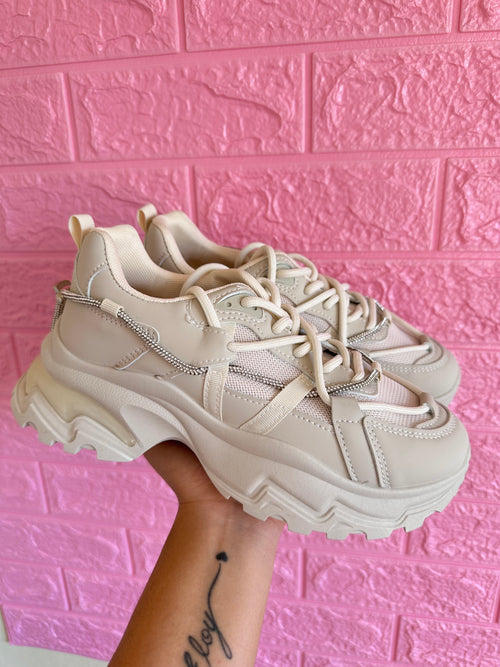 ZAPATILLAS BRILLITOS BEIGE✨