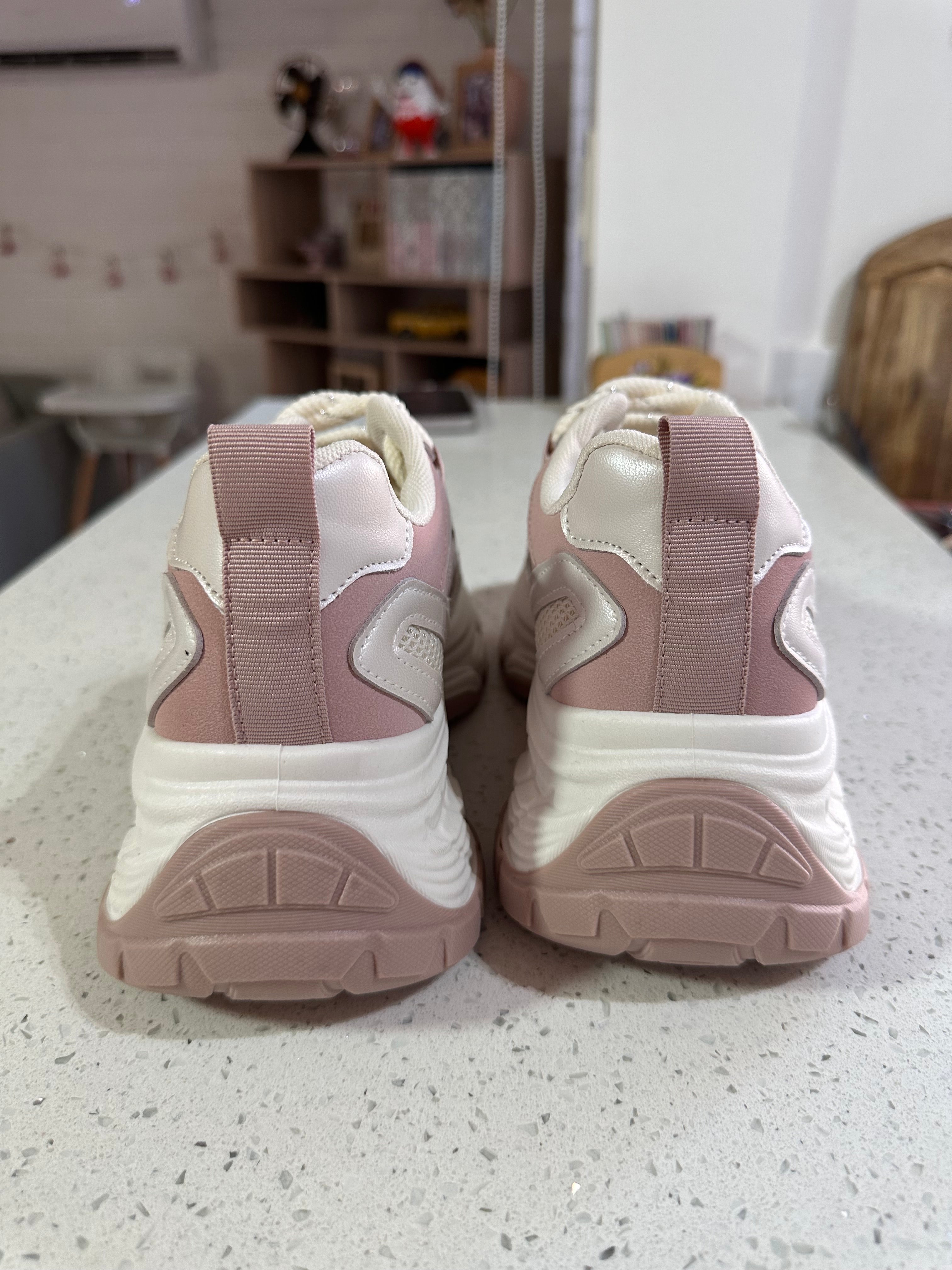 ZAPATILLAS PINK PASTEL💞