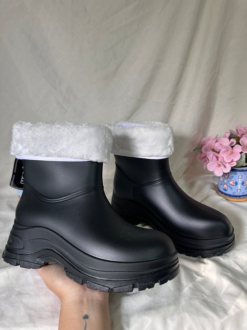 BOTAS DE AGUA CON CHIPORRO DESMONTABLE☔️💧(Black🖤) CORTAS