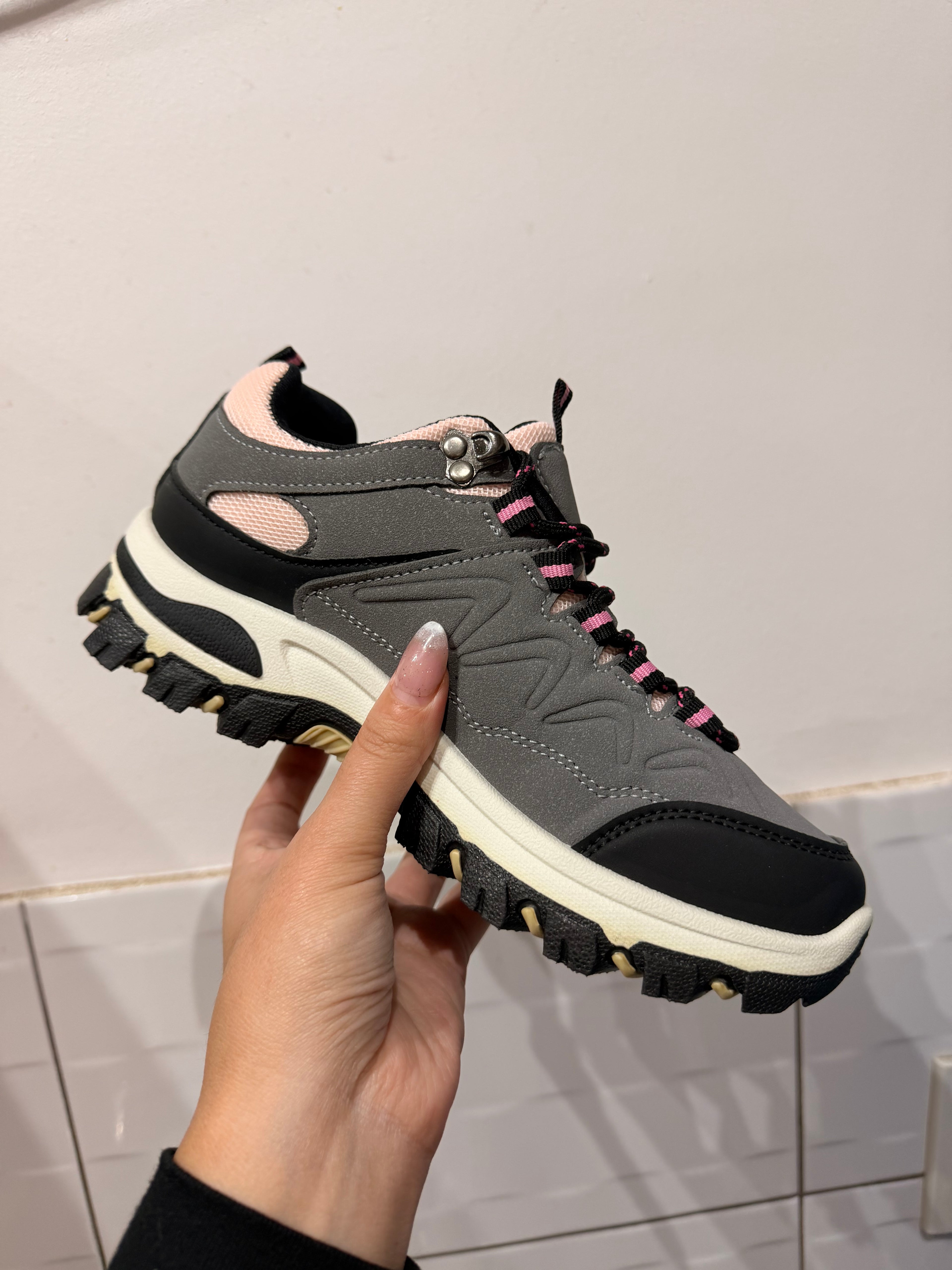 ZAPATILLAS OUTDOOR PARA TREKKING (Livianas)