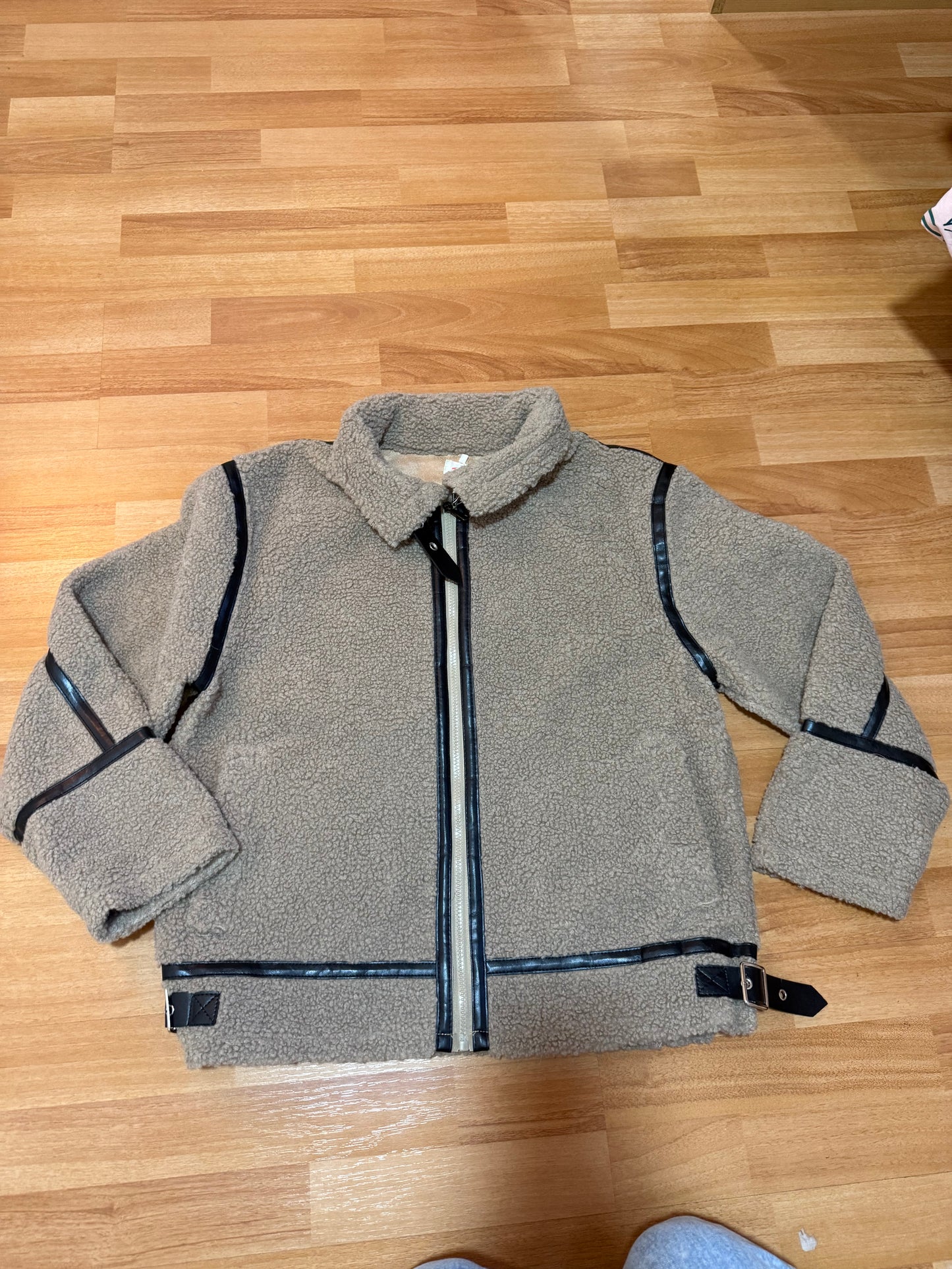CORDERITO DUPE ZARA🐑(Camel)