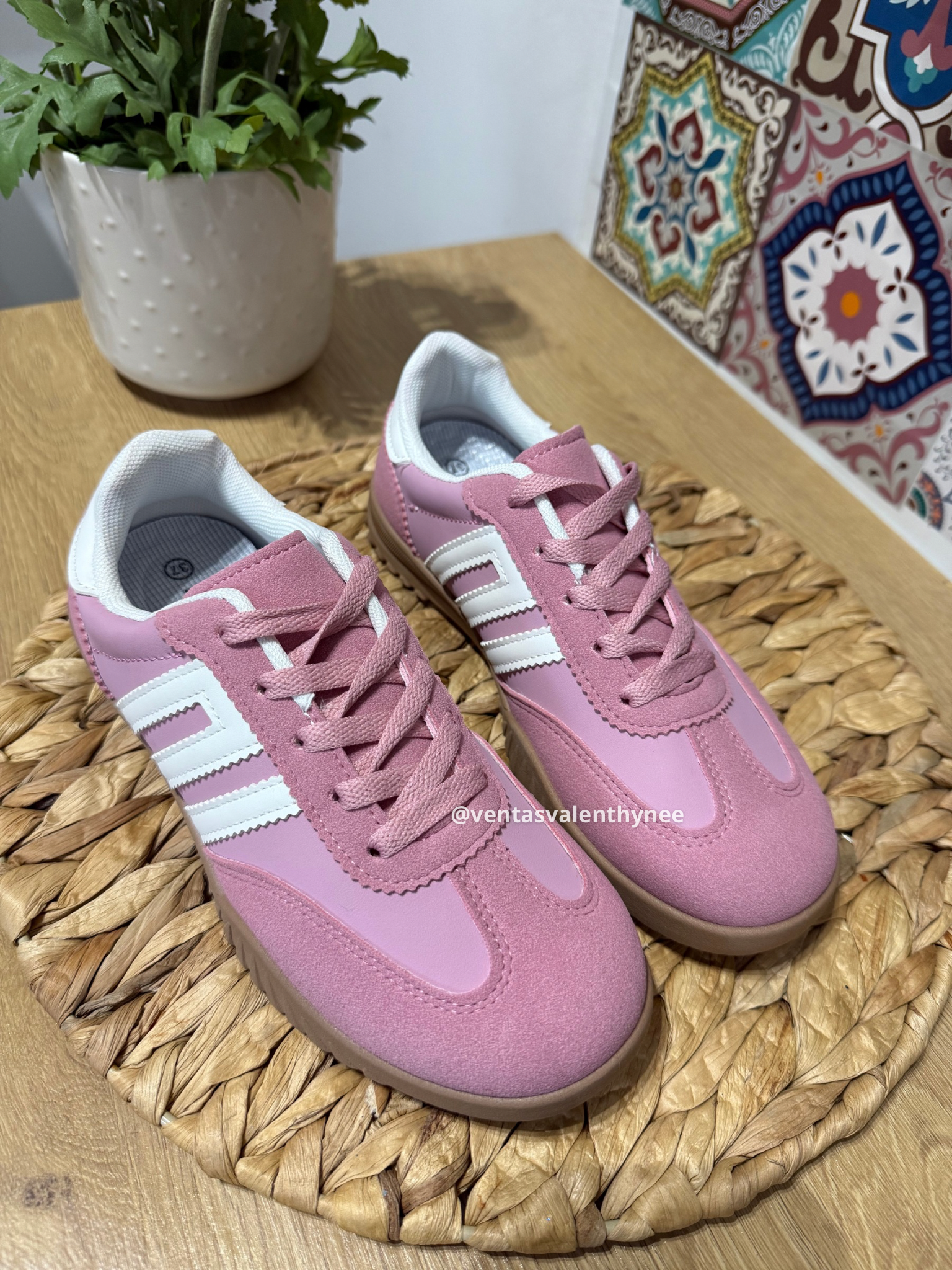 CAMPUS PINK💖🎀