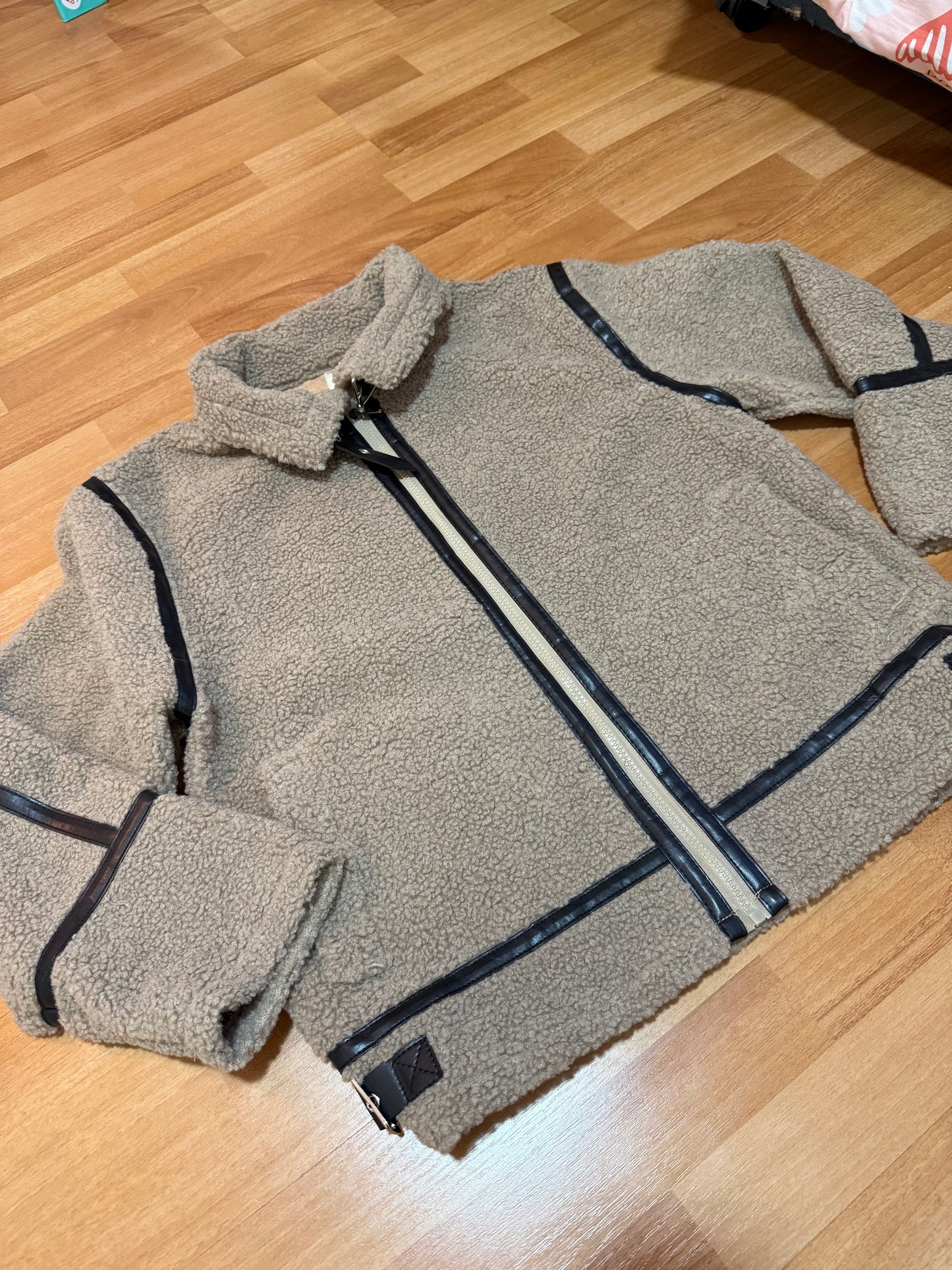 CORDERITO DUPE ZARA🐑(Camel)
