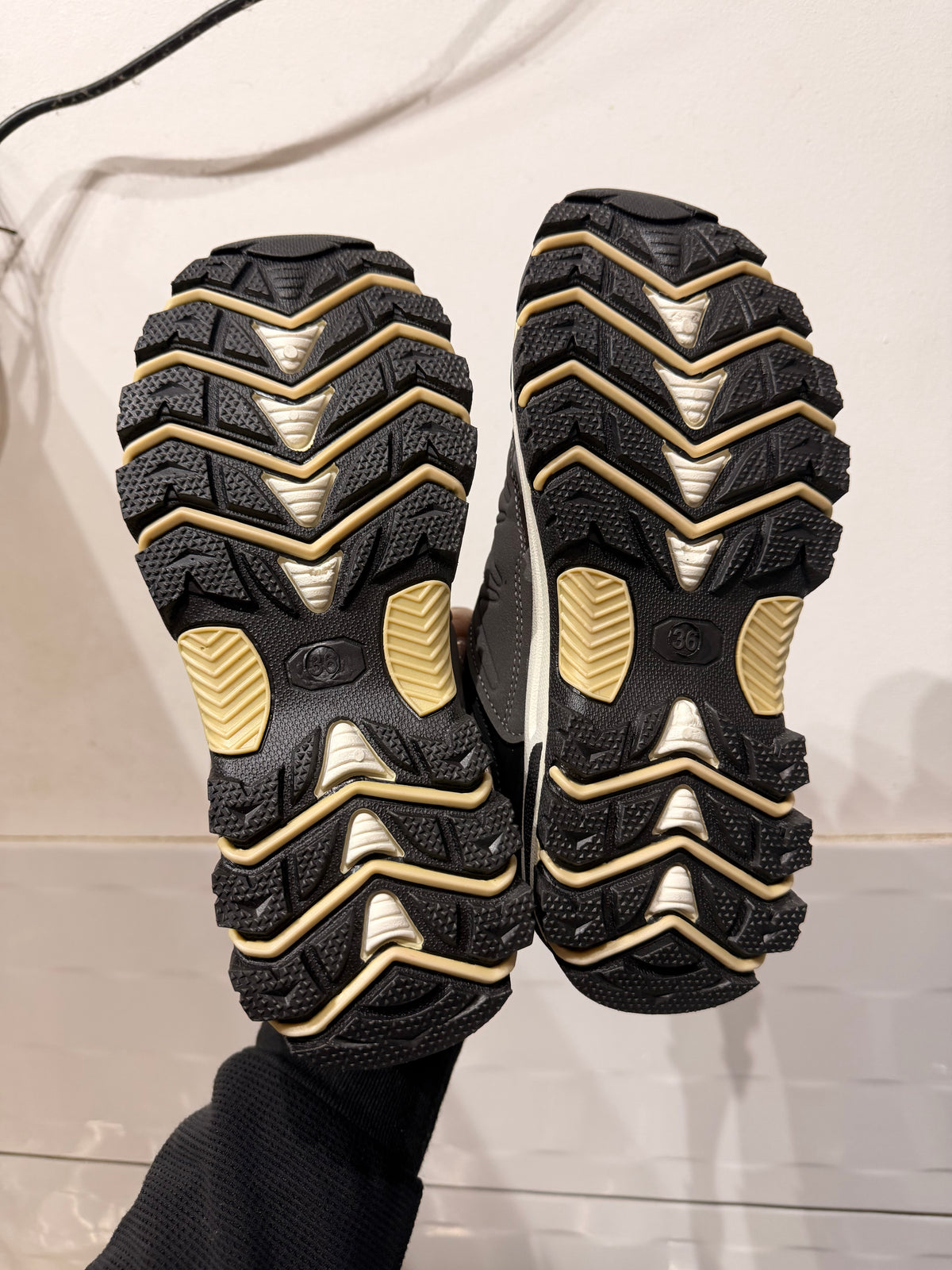 ZAPATILLAS OUTDOOR PARA TREKKING (Livianas)