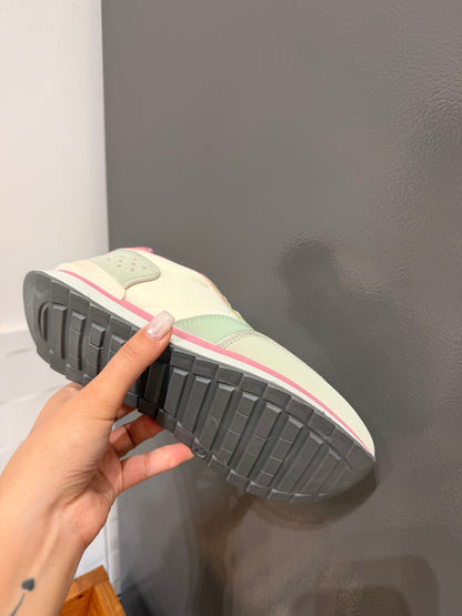 ZAPATILLAS TONOS PASTELES🩷