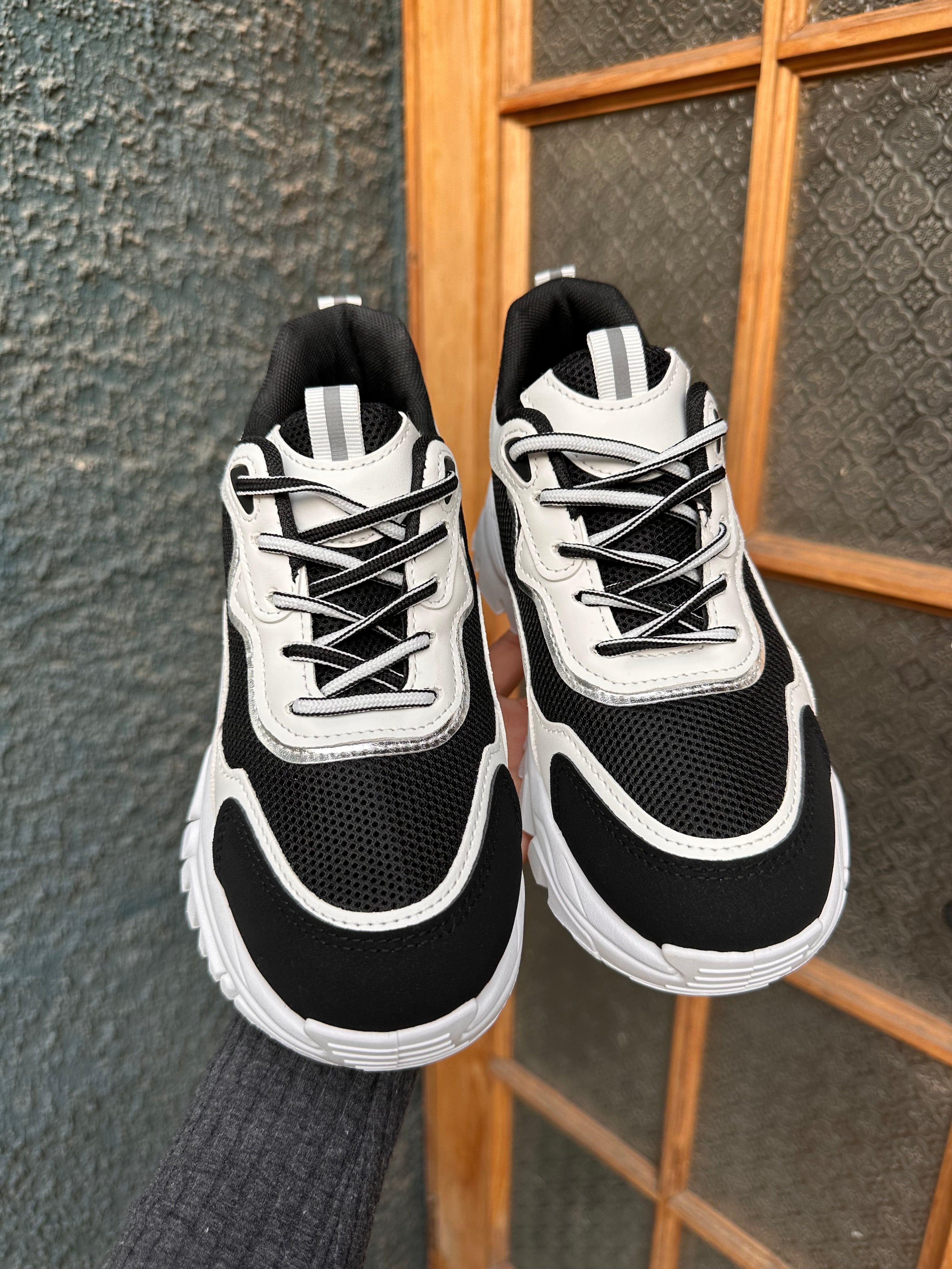 ZAPATILLAS VINTAGE BLACK✨CON MALLA ANTI SUDOR💦