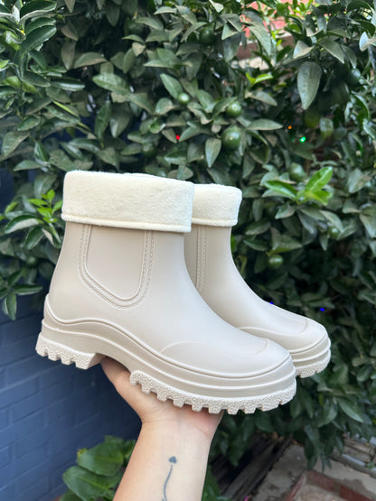 BOTAS DE AGUA💦 CON CHIPORRO DESMONTABLE (Beige)