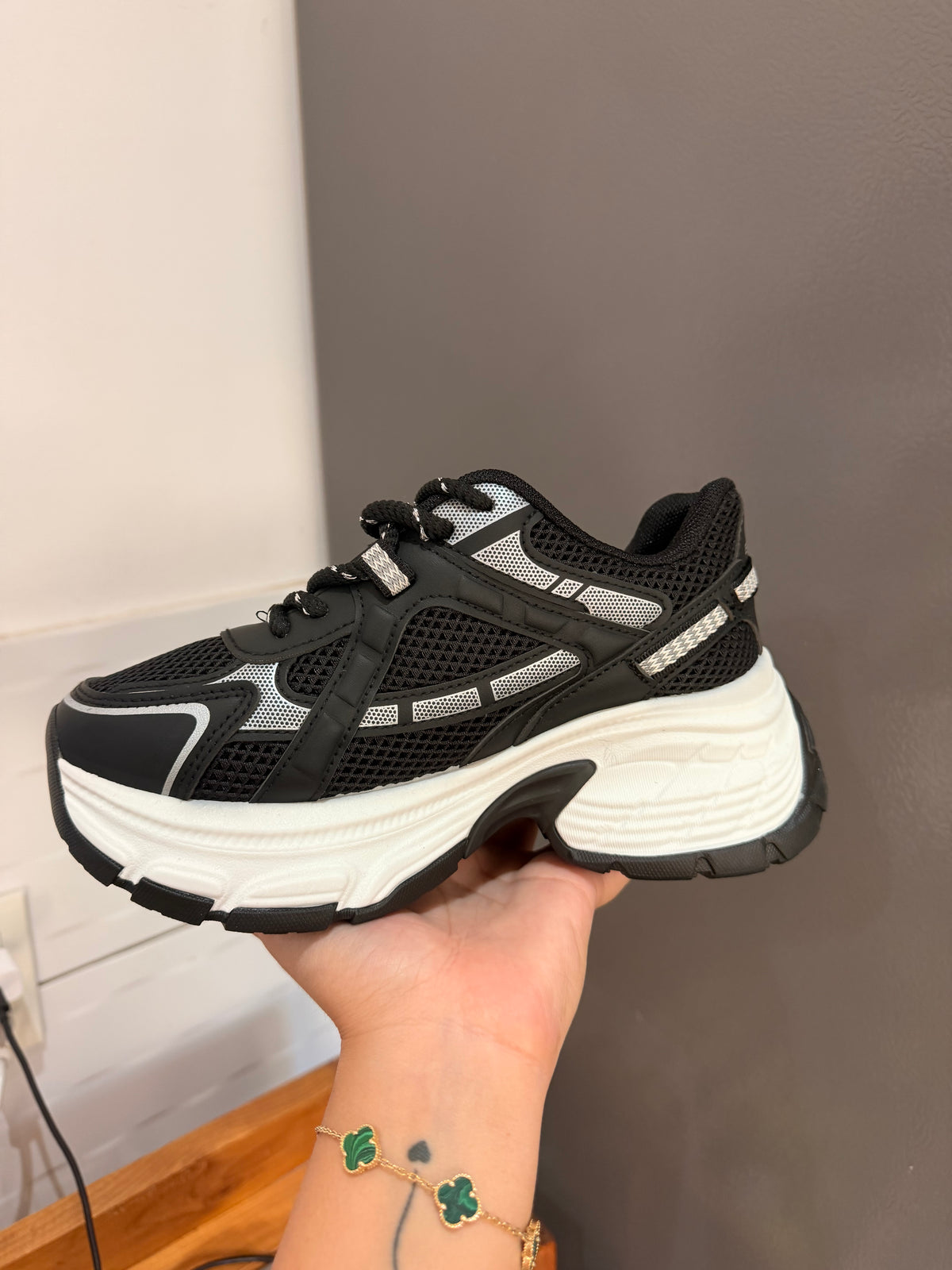 ZAPATILLAS ANTI SUDOR 💦 CON PLATAFORMA NEGRO