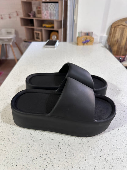 SANDALIAS NUBE BLACK🖤