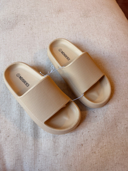 SANDALIAS PISCINA💦 (Beige)