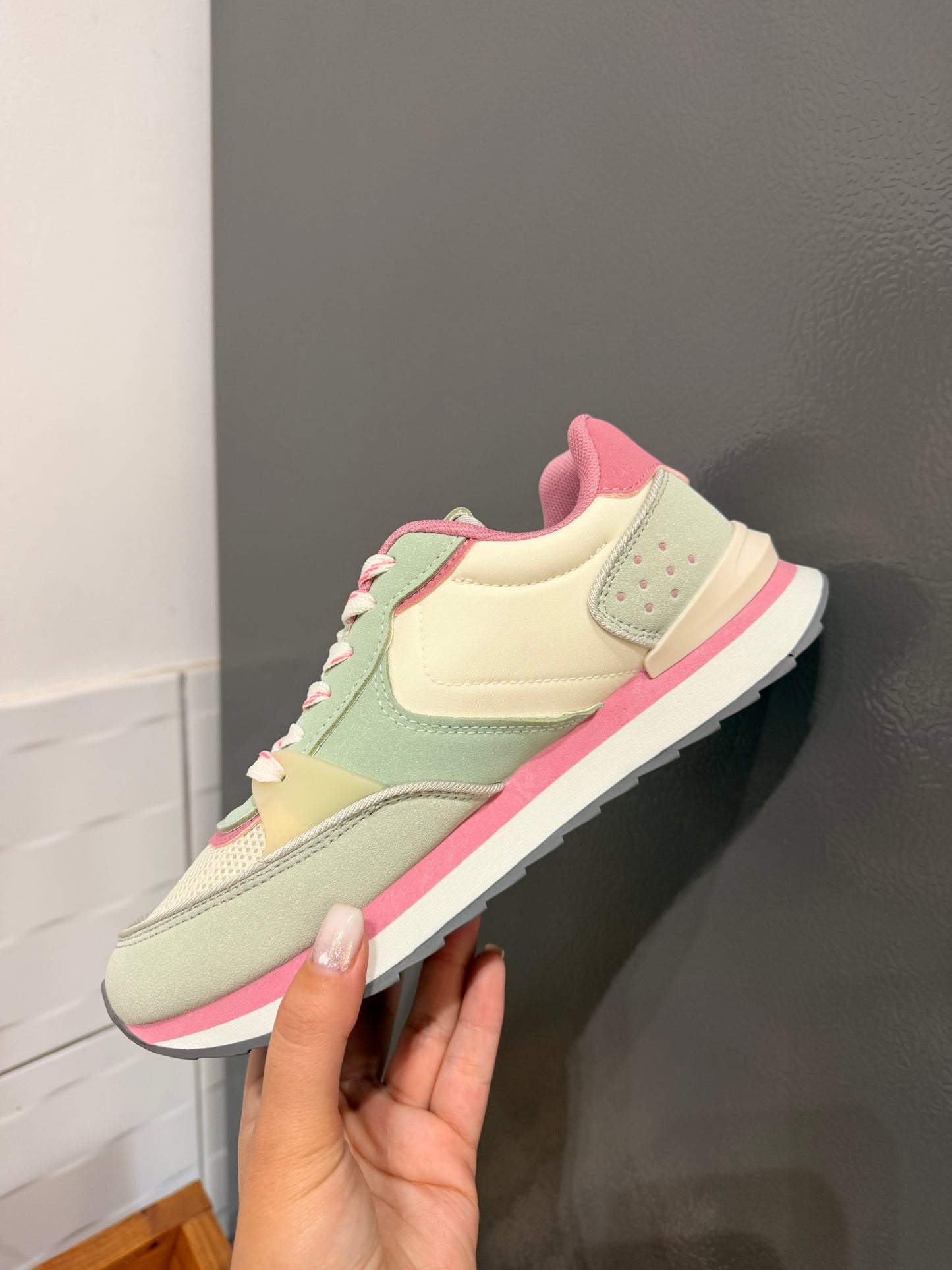 ZAPATILLAS TONOS PASTELES🩷