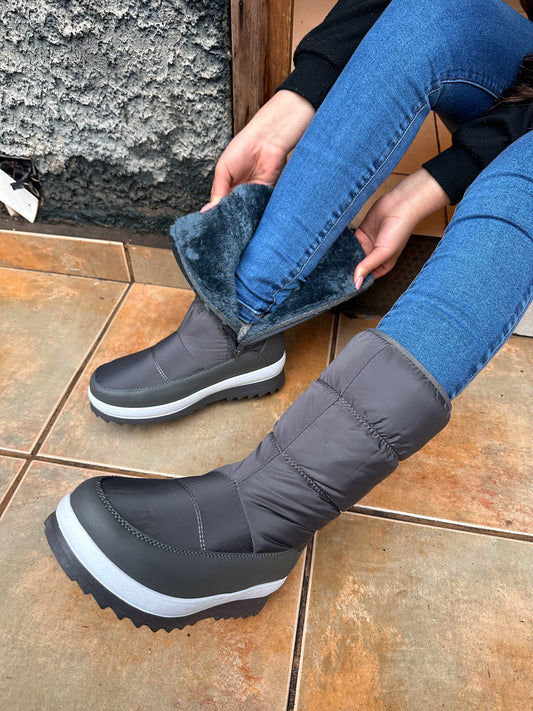 BOTITAS IMPERMEABLE GREY (Con chiporro)🌧️