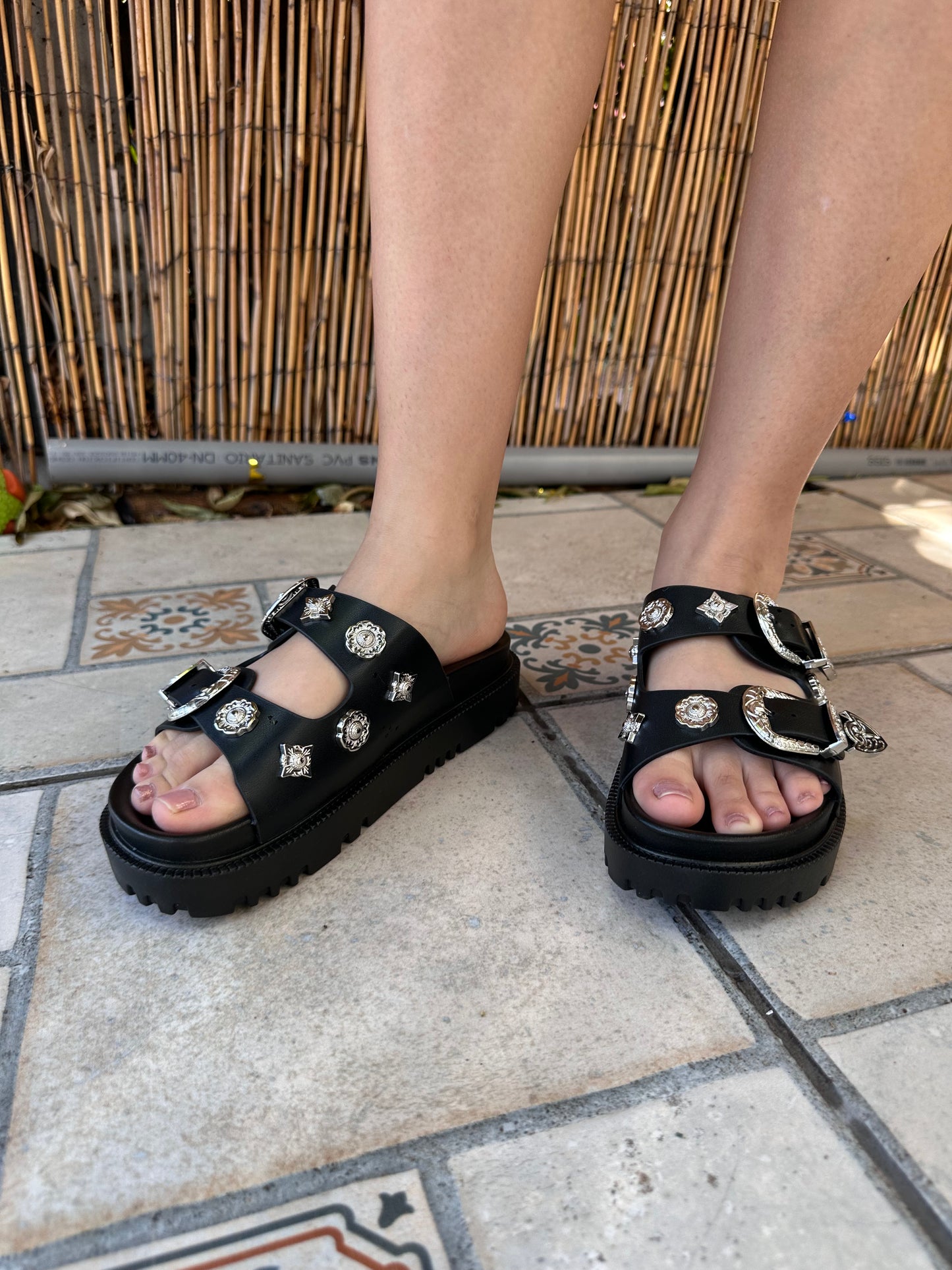 SANDALIAS HEBILLA BLACK🖤