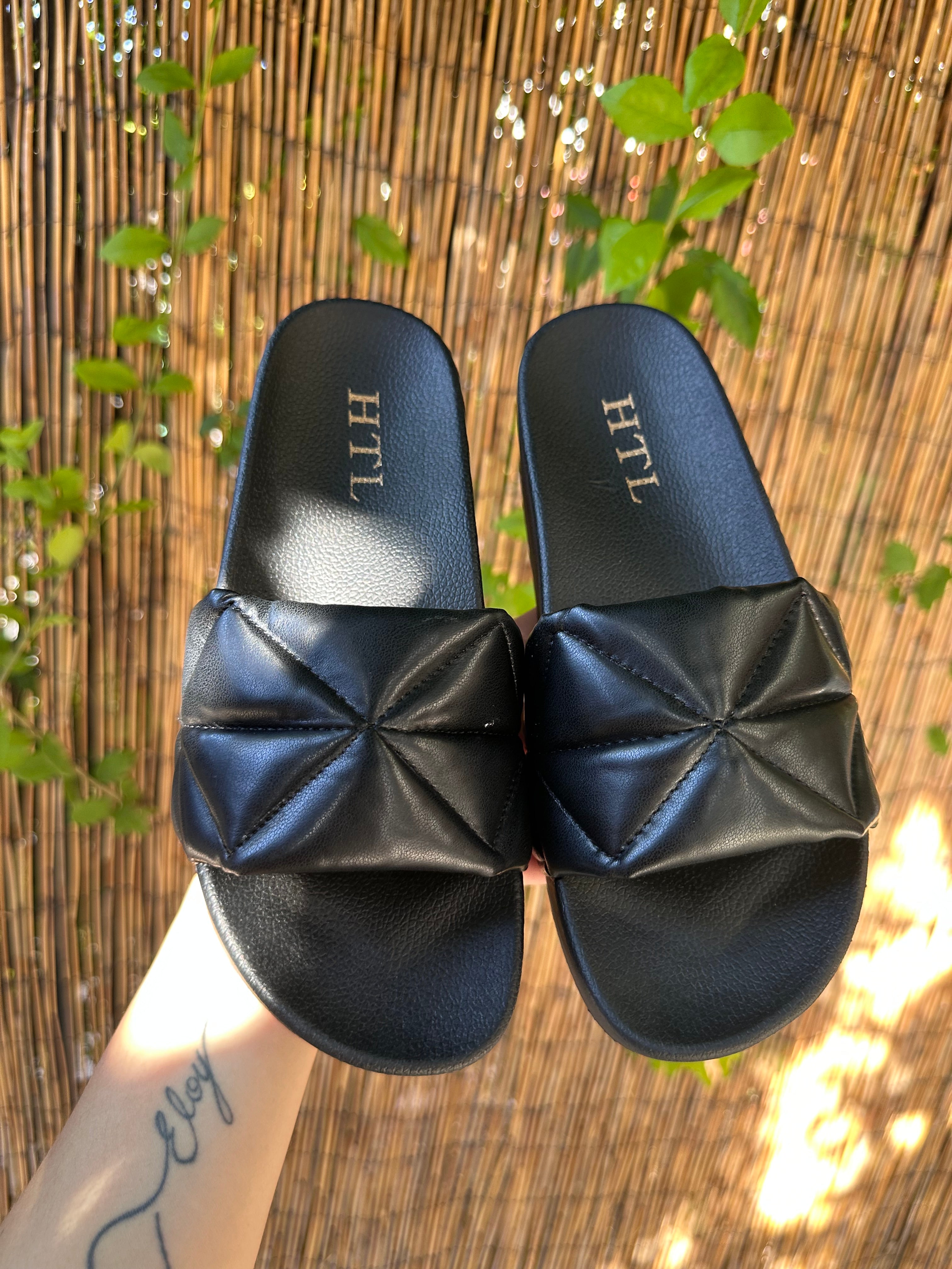 SANDALIAS LUCÍA🖤
