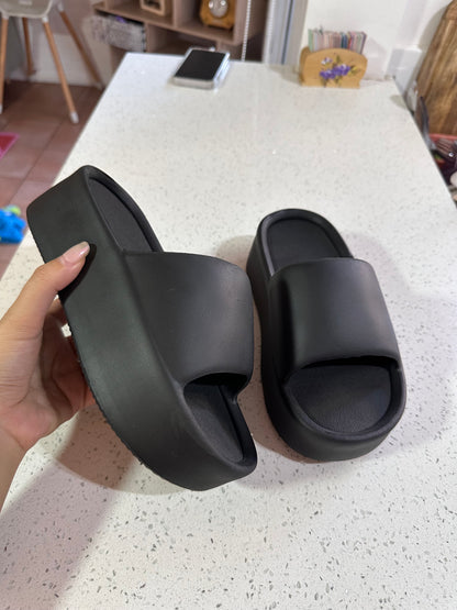 SANDALIAS NUBE BLACK🖤
