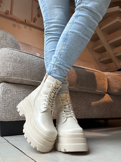 BOTINES PLATAFORMA BEIGE⚡️