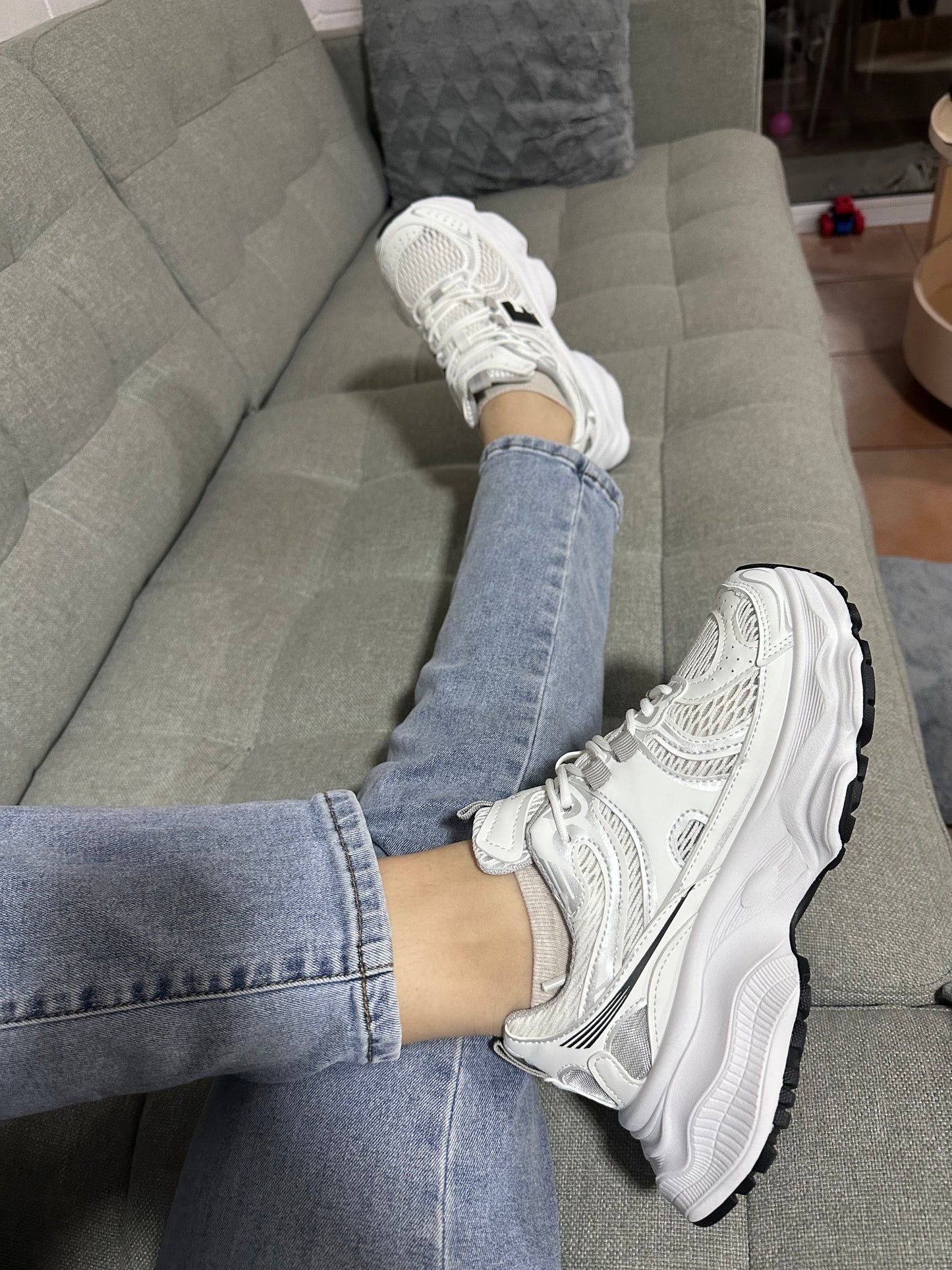 ZAPATILLAS LIZ WHITE✨🤍