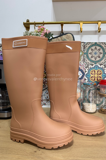 BOTAS DE AGUA FLEXIBLES Y ANTIDESLIZANTE 👢(Camel)