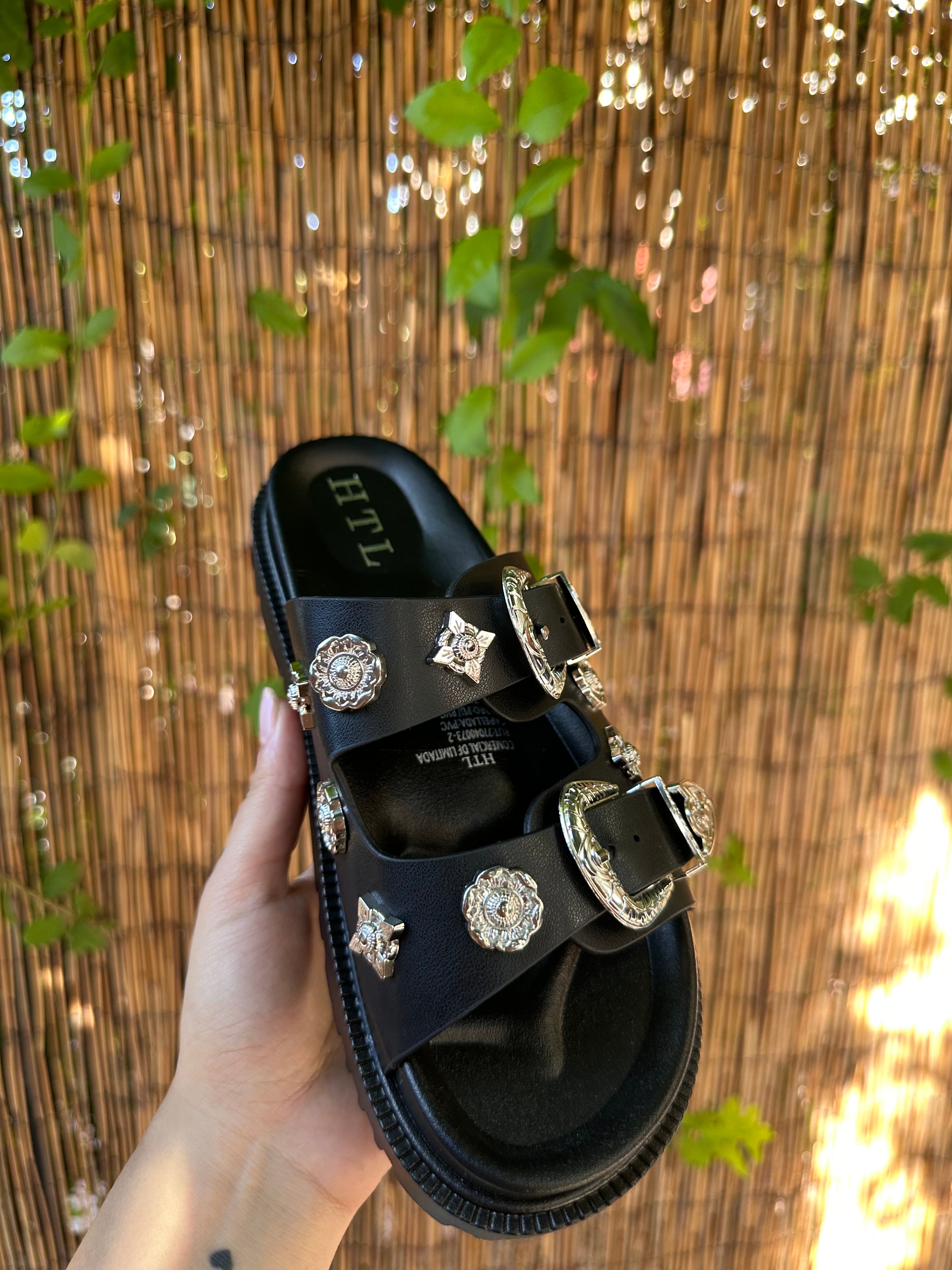 SANDALIAS HEBILLA BLACK🖤