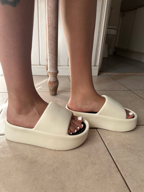 SANDALIAS NUBE WHITE 🤍
