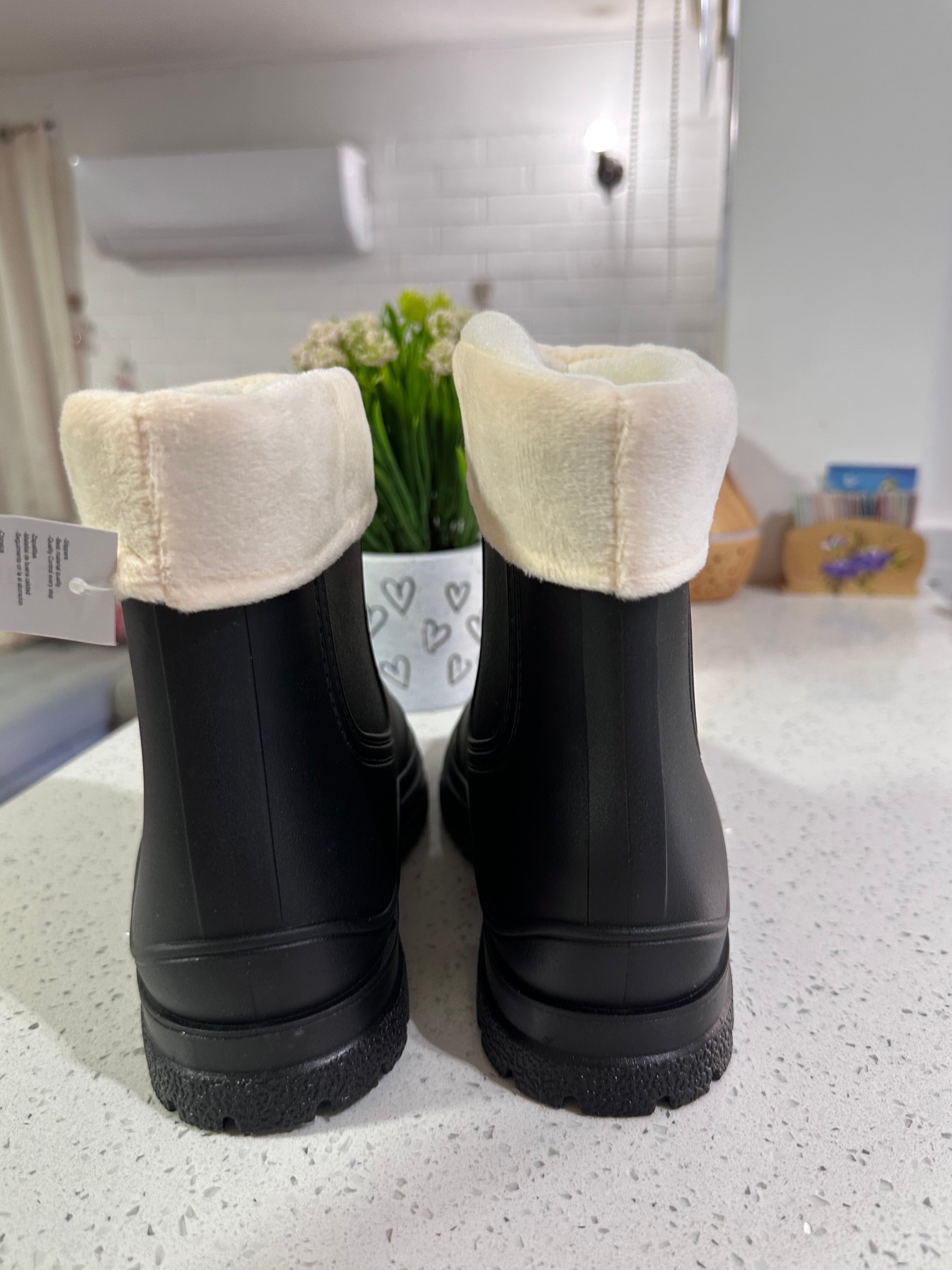 BOTAS DE AGUA💦 CON CHIPORRO DESMONTABLE (Black)