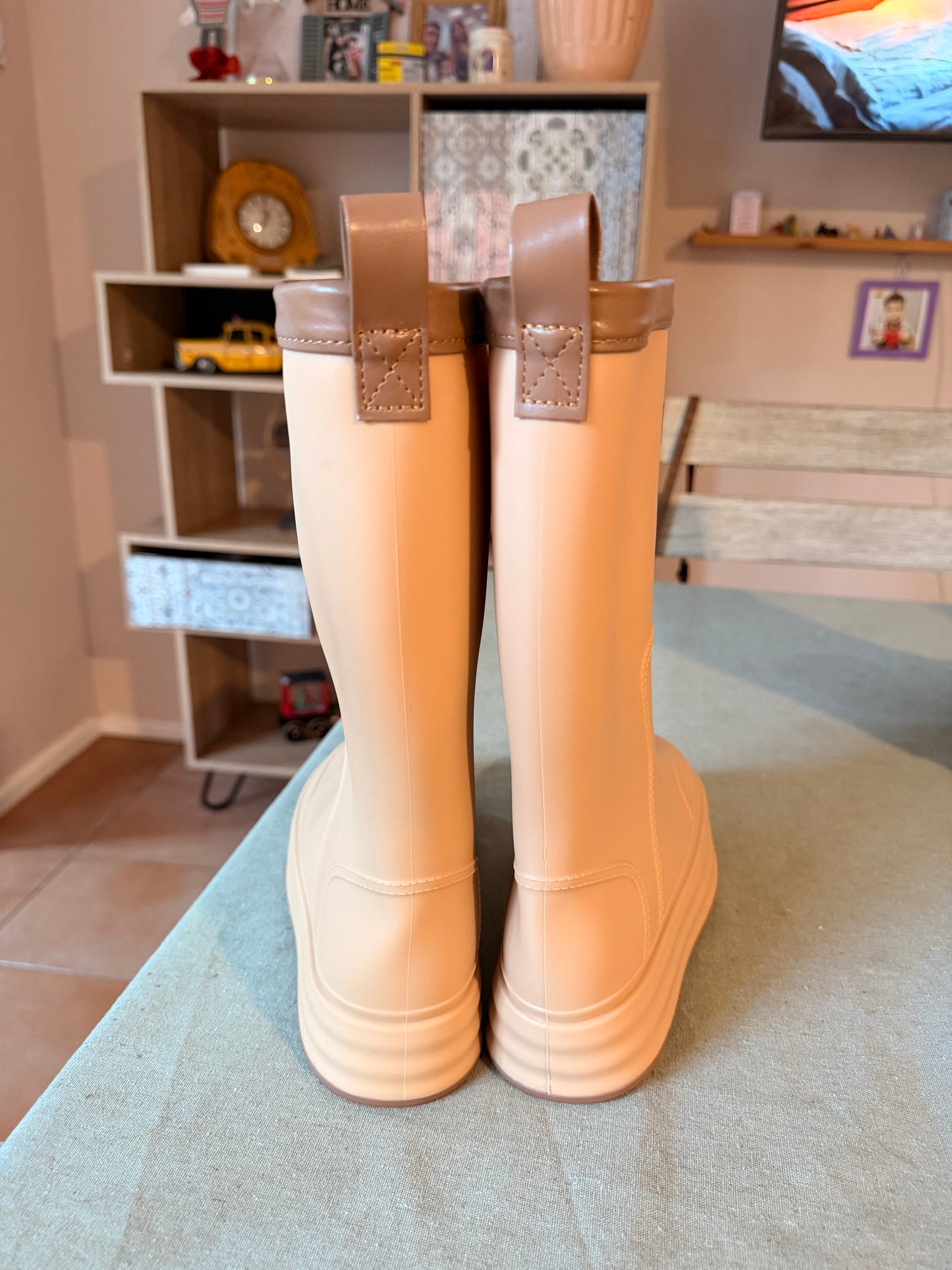 BOTAS DE AGUA 💦 BEIGE 🤍 100% Sumergibles con chiporro desmontable