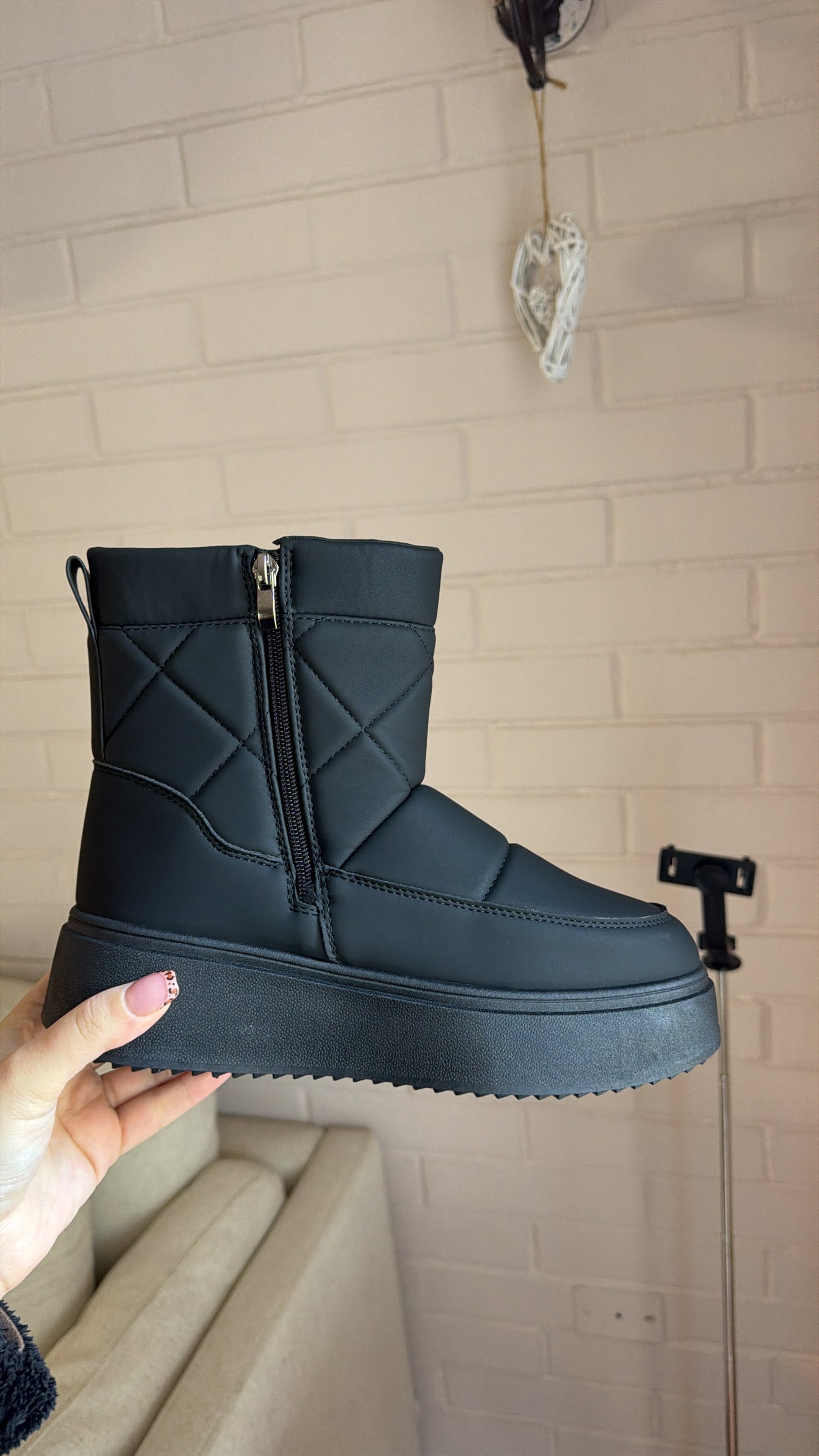 BOTINES ECOCUERO FORRADITOS IGNACIA✨(Black)