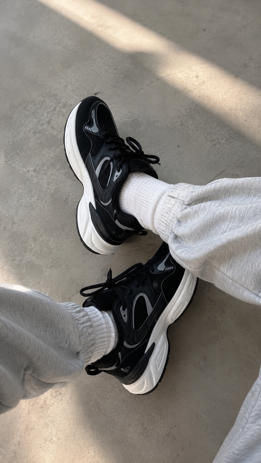 ZAPATILLAS MILA BLACK👟🖤