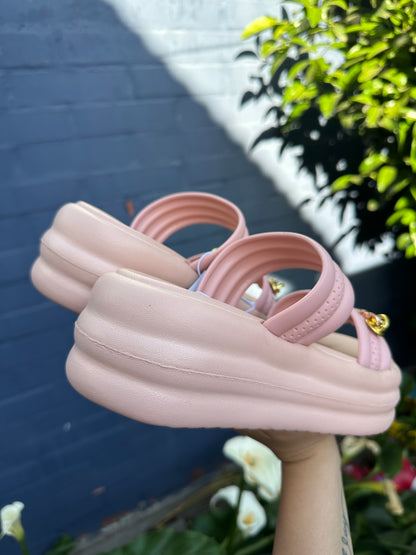 SANDALIAS CADENA ROSA PALO💗