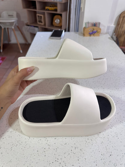SANDALIAS NUBE WHITE 🤍