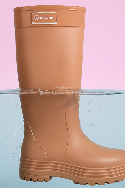 BOTAS DE AGUA FLEXIBLES Y ANTIDESLIZANTE 👢(Camel)