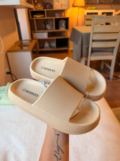 SANDALIAS PISCINA💦 (Beige)