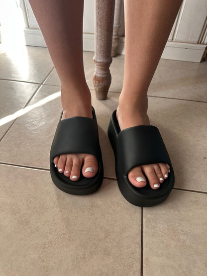 SANDALIAS NUBE BLACK🖤