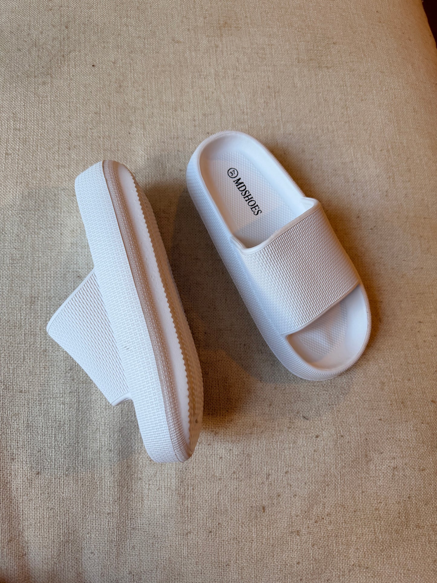 SANDALIAS PISCINA 💦 (Blanco)