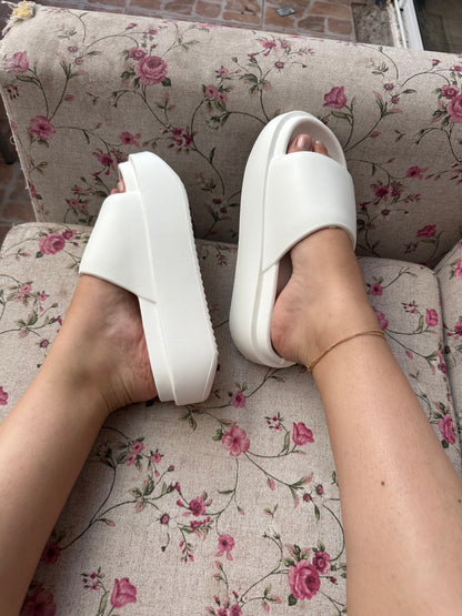 SANDALIAS LIGERAS ANTI DOLOR💖WHITE✨