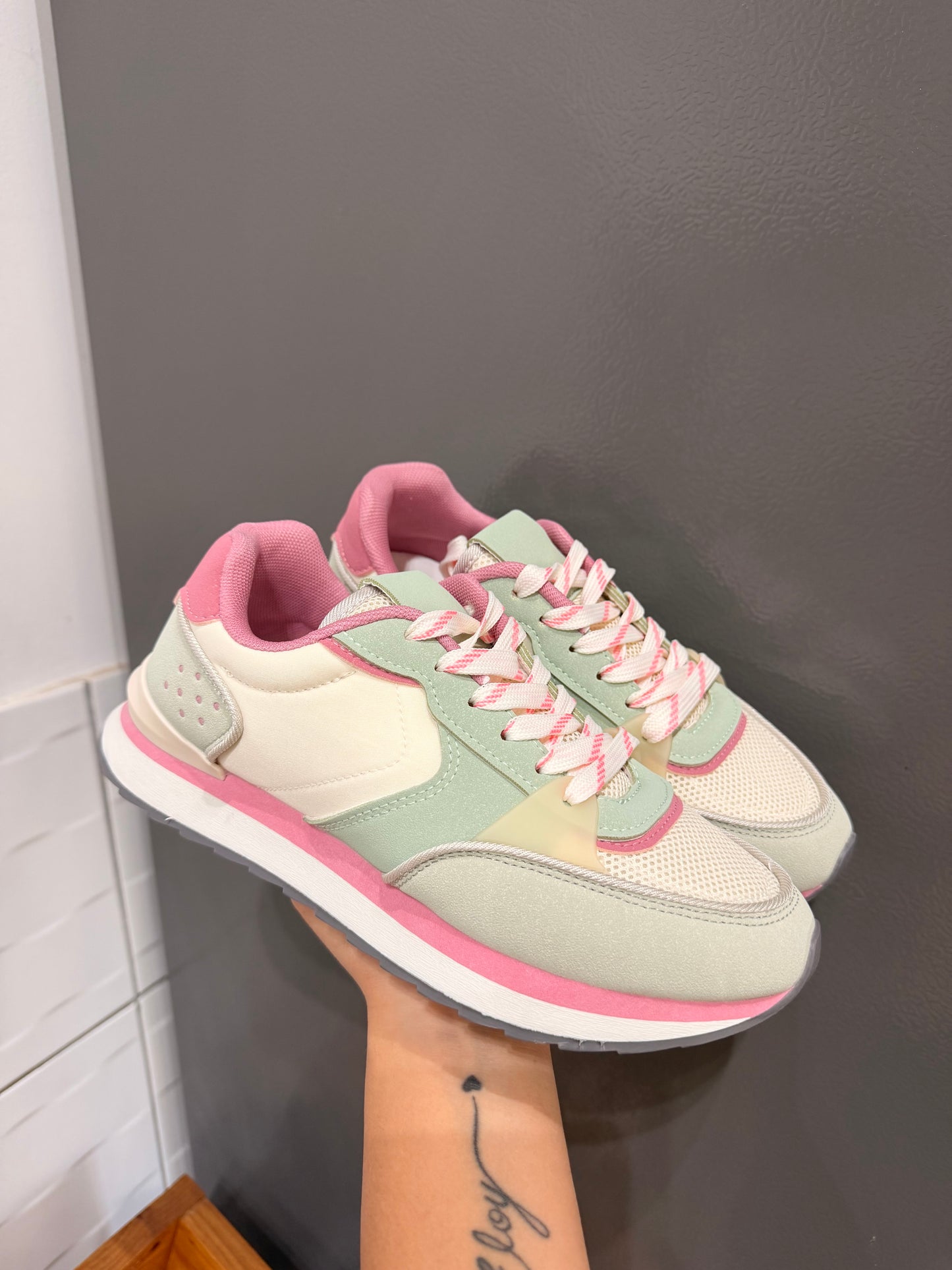 ZAPATILLAS TONOS PASTELES🩷