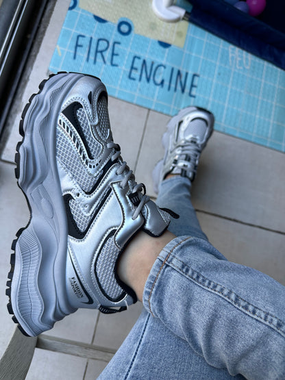 ZAPATILLAS URBAN SILVER⚡️