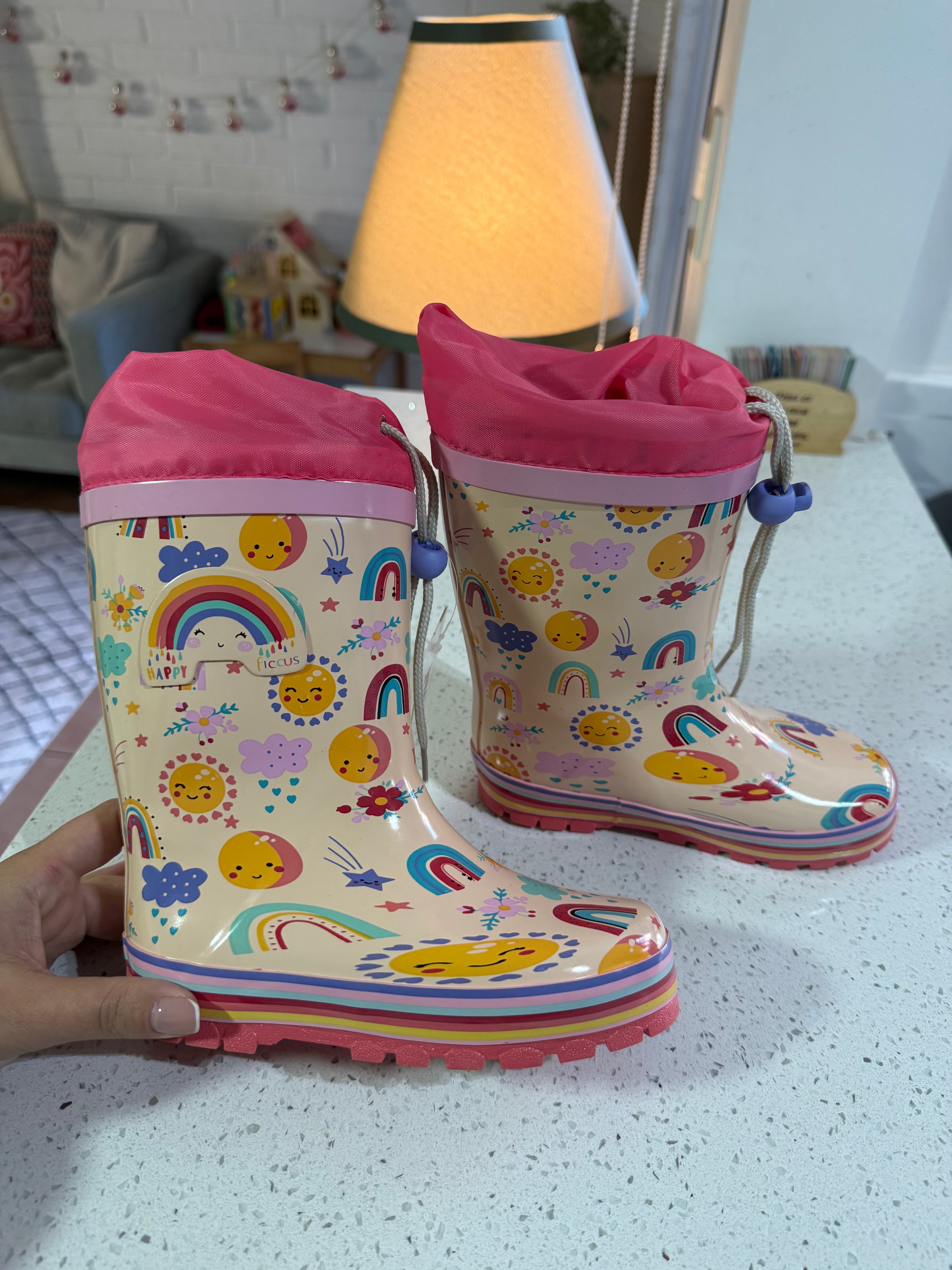 BOTAS DE AGUA PARA NIÑAS CON CHIPORRO Y SUELA ANTIDESLIZANTE