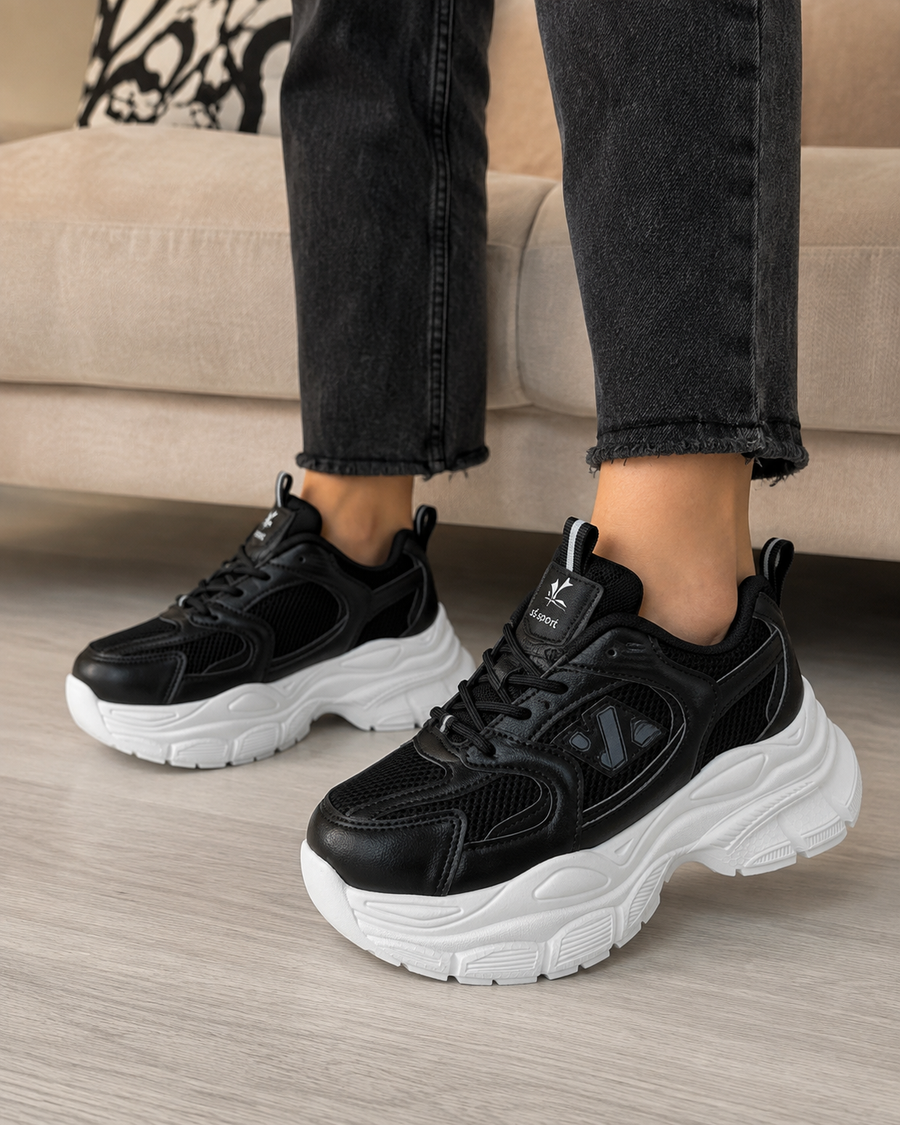 Zapatillas Plataforma Clara👟 (Negro/Blanco)