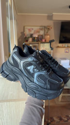 Zapatillas Plataforma Clara👟 (Negro)🖤