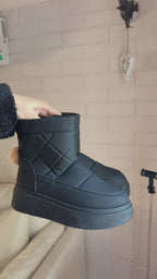 BOTINES ECOCUERO FORRADITOS IGNACIA✨(Black)