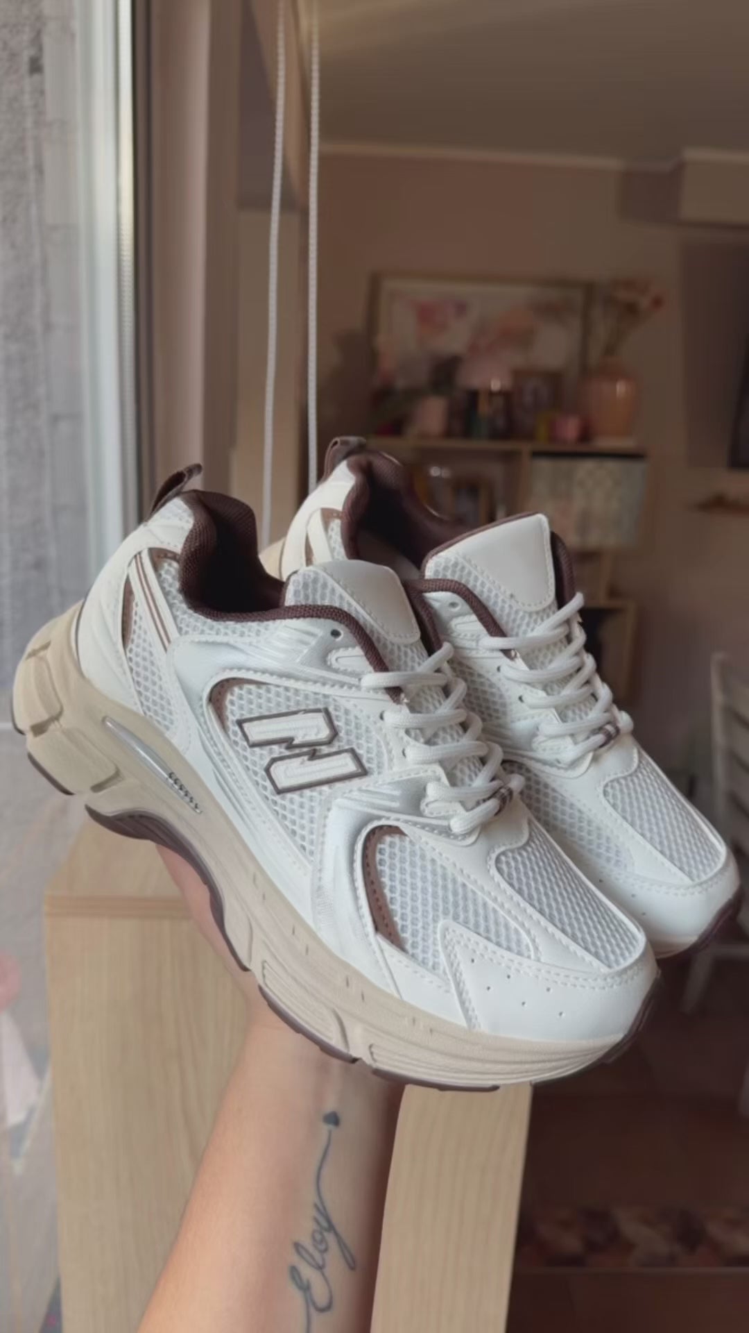 Zapatillas estilo New Balance (Brown)